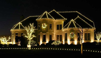 Christmas Décor Will Design a Custom Holiday Décorated Display for Your Home